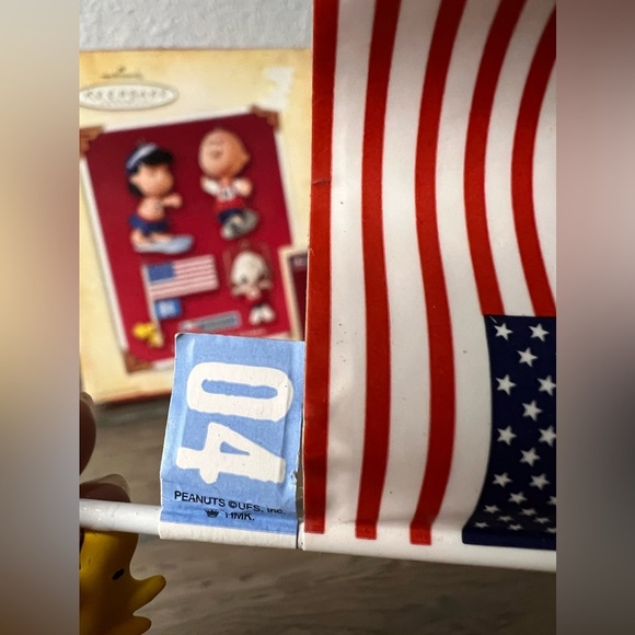 Hallmark 2004 The Peanuts Games 4 Christmas Ornaments Snoopy, Lucy Charlie Brown - Picture 14 of 15